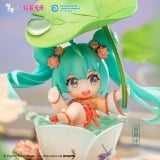 Аниме фигурка &laquo;Q Version Figure Hatsune Miku Playing in the Lotus Pond&raquo;