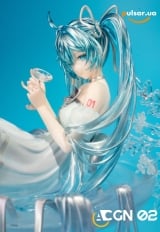 Оригинальная sci-fi фигурка &laquo;ACGN 02 Studio - Hatsune Miku Snow Ver. X Summer Ver. Project Sekai&raquo;