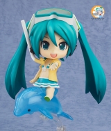 Аниме Фигурка Happy Kuji Miku Hatsune 2013 SUMMER VER. A Prize - Nendoroid № 339 a Miku Hatsune Swimsuit Ver. & Family Mart 2013 Ver.