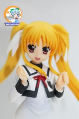 Mahou Shoujo Lyrical Nanoha The Movie 2nd A's DXF Figure: Fate Testarossa School Uniform Ver.