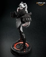 Оригинальная аниме фигурка &laquo;Rebecca Smasher - Cyberpunk: Edgerunners - Handpainted Collectible Statue&raquo;