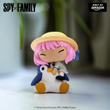 Виниловая фигурка &laquo;Funko Pop! Plus: SPY x Family - Anya Forger with Penguin - Amazon Exclusive&raquo;