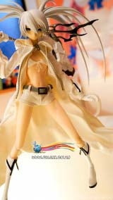 Black Rock Shooter White Edition 30 cm Medicom Toy