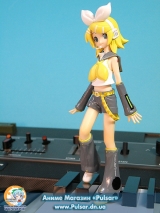 Оригинальная аниме фигурка Vocaloid EX Figures: Kagamine Rin Ver. 1.5