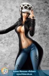 Оригинальная аниме фигурка  One Piece - Portrait of Pirates "I.R.O" Trafalgar Law ( Premium Bandai exclusive )