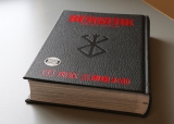 Манга на английском языке &laquo;Berserk Deluxe Volume 1&raquo;