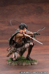 Аниме фигурка «Attack on Titan Figure Rival Ackerman Action Figure Package Ver. Levi »