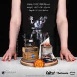 Оригинальная  фигурка &laquo;Fallout (Amazon): Mr. Handy "Snip-Snip" Statue&raquo;