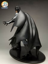 Оригинальная Sci-Fi фигурка ARTFX - Batman Black Costume 1/6 Complete Figure