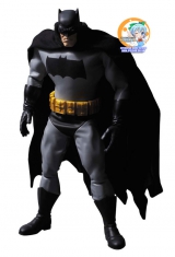 Real Action Heroes No.653 RAH Batman (The Dark Knight Returns ver.)