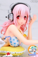 Super Sonico Sweets & Bikini ver. Complete figure