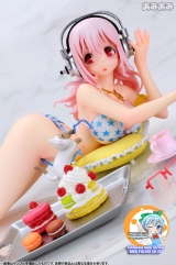 Super Sonico Sweets & Bikini ver. Complete figure