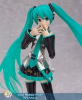 Оригинальная аниме фигурка figma - Character Vocal Series 01 Hatsune Miku 2.0