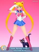 Оригінальна аніме фігурка S. H. Figuarts - Sailor Moon