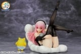 Оригінальна аніме фігурка VC! - Super Sonico Bikini & Sofa ver. Black Color 1/7 Complete Figure