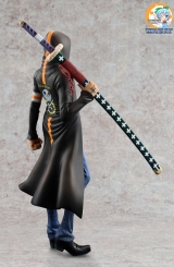 Оригинальная аниме фигурка Portrait.Of.Pirates ONE PIECE "Sailing Again" Trafalgar Law Ver.2 1/8 Complete Figure