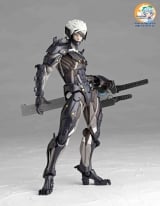 Оригинальная Sci-Fi фигурка Revoltech Yamaguchi No.140 METAL GEAR RISING REVENGEANCE - Raiden