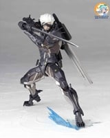 Оригинальная Sci-Fi фигурка Revoltech Yamaguchi No.140 METAL GEAR RISING REVENGEANCE - Raiden