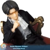 Оригинальная аниме фигурка  Real Action Heroes No.697 RAH Attack on Titan - Levi (Suits Ver.)