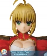 Оригинальная аниме фигурка  Real Action Heroes No.713 RAH Fate/EXTRA - Saber Extra