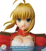 Оригинальная аниме фигурка  Real Action Heroes No.713 RAH Fate/EXTRA - Saber Extra