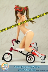Оригинальная аниме фигурка Daydream Collection vol.15 Tricycle Racer Candy Blue / Pink ver. 1/7 Complete Figure