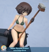 Оригинальная аниме фигурка Girls und Panzer - Yukari Akiyama Complete Figure