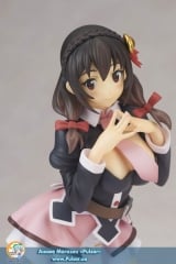 Оригінальна аніме фігурка KonoSuba 2 - Yunyun 1/8 Complete Figure