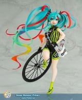 Оригинальная аниме фигурка Hatsune Miku GT Project - Racing Miku 2016: TeamUKYO Ver. 1/7 Complete Figure