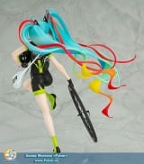 Оригинальная аниме фигурка Hatsune Miku GT Project - Racing Miku 2016: TeamUKYO Ver. 1/7 Complete Figure