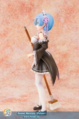 Оригинальная аниме фигурка Re:ZERO -Starting Life in Another World- Rem 1/7 Complete Figure