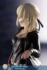 Оригинальная аниме фигурка Fate/Grand Order - Saber/Altria Pendragon [Alter] Casual Wear ver. 1/7 Complete Figure