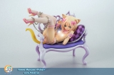 Оригинальная аниме фигурка Neko no Wakusei Funwari Neko to Isu 1/8 Complete Figure