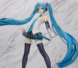 Оригинальная аниме фигурка &laquo;Character Vocal Series 01 Hatsune Miku V3 1/4 Complete Figure&raquo;