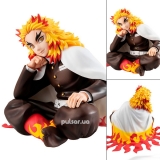 Оригінальна аніме фігурка  «G.E.M. Series Demon Slayer: Kimetsu no Yaiba Palm Size Rengoku-san Complete Figure»