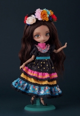 Шарнирная кукла &laquo;Harmonia bloom Seasonal Doll Gabriela Complete Doll&raquo;