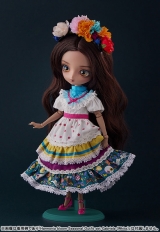 Шарнирная кукла &laquo;Harmonia bloom Seasonal Doll Gabriela Complete Doll&raquo;