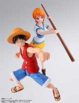 Оригинальная аниме фигурка &laquo;S.H.Figuarts Monkey D. Luffy -Romance Dawn- "ONE PIECE"&raquo;