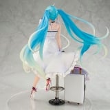 Оригинальная аниме фигурка &laquo;Hatsune Miku GT Project Racing Miku 2021 Vacation Style Ver. 1/7 Complete Figure&raquo;