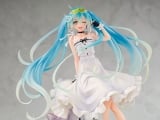 Оригинальная аниме фигурка &laquo;Hatsune Miku GT Project Racing Miku 2021 Vacation Style Ver. 1/7 Complete Figure&raquo;