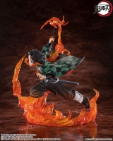 Оригинальная аниме фигурка &laquo;Figuarts ZERO Tanjiro Kamado Rengoku Guard ver. "Demon Slayer: Kimetsu no Yaiba"&raquo;