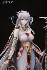 Оригинальная аниме фигурка &laquo;Arknights Skadi The Corrupting Heart The Pilgrim ver. 1/7 Complete Figure&raquo;