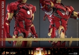 Оригинальная  фигурка &laquo;Movie Masterpiece DIECAST "Iron Man" 1/6 Figure Iron Man Mark. 3 (Armor Suit Up Version)&raquo;