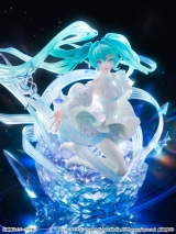 Оригинальная аниме фигурка  &laquo;Hatsune Miku -Crystal Dress Ver.- 1/7 Scale Figure&raquo;