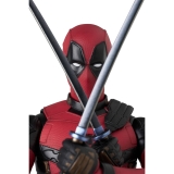 Оригинальная  фигурка &laquo;MAFEX No.284 MAFEX DEADPOOL (Deadpool & Wolverine Ver.)&raquo;