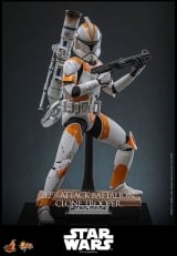 Оригинальная  фигурка &laquo;Movie Masterpiece SW EP3 Clone Trooper 212th Attack Battalion Deluxe Edition&raquo;