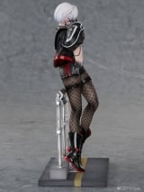 Оригинальная аниме фигурка &laquo;Goddess of Victory: Nikke Drake: Villain Racer 1/6 Complete Figure Regular Edition&raquo;