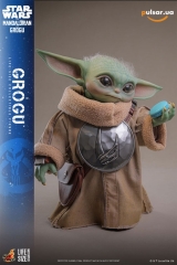 Оригинальная sci-fi фигурка &laquo;Life-size Masterpiece "Star Wars / The Mandalorian and Grogu" 1/1 Scale Figure Grogu&raquo;