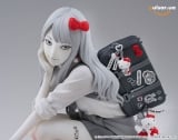 Оригинальная аниме фигурка &laquo;G.S. Collection Gyaru Tomie x Hello Kitty Complete Figure&raquo;