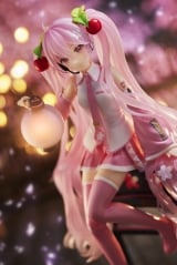 Оригинальная аниме фигурка &laquo;"Character Vocal Series 01 Hatsune Miku" Sakura Miku AMP+ Sakura Lantern Ver.&raquo;